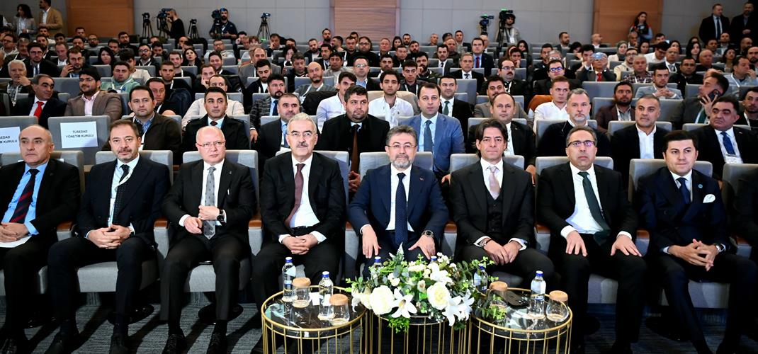 YERLİ VE MİLLİ SÜT ÜRÜNLERİ GLOBAL FARM SUMMIT’TE TANITILDI